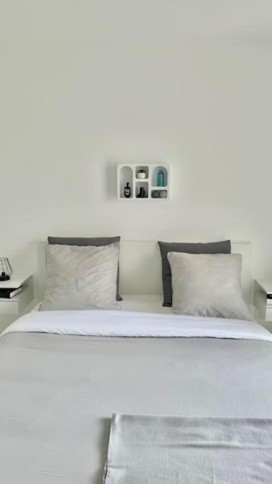 Chic Et Cosy Appartement Epure - T3 Courcouronnes Exterior foto